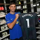 Tosin Off, Martinez In