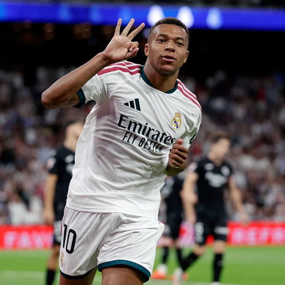 Los goles del Real Madrid 4 - 1 Real Sociedad | Hat trick de Mbappé en un Madrid que arrasa