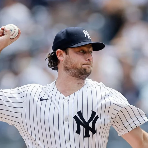 Yankees edge Braves, Cole beats Sale
