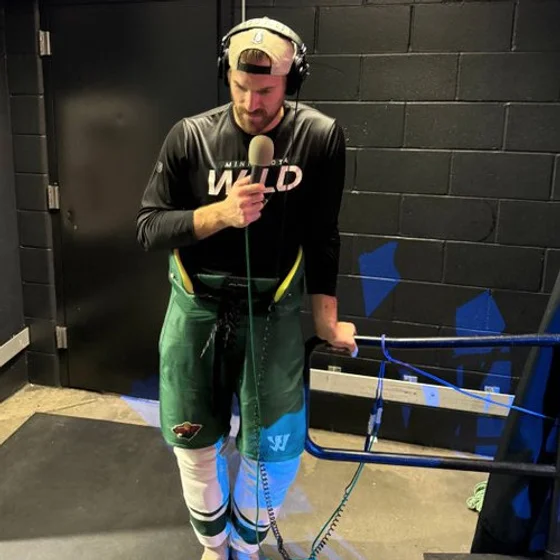Marcus Foligno w/TR plus Hotline