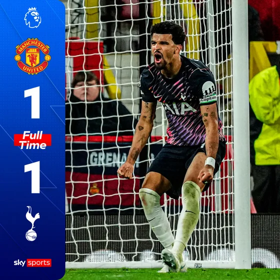 10-man Spurs get dramatic draw at Old Trafford as Man Utd booed off