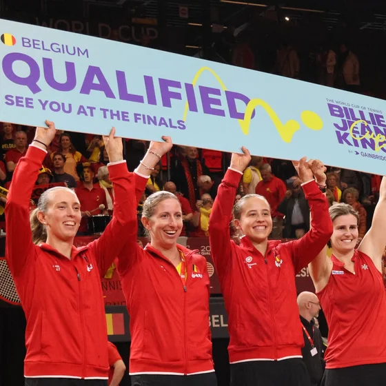 (En duo) - L'exploit des Belges en Billie Jean King Cup, Sinner triple la mise