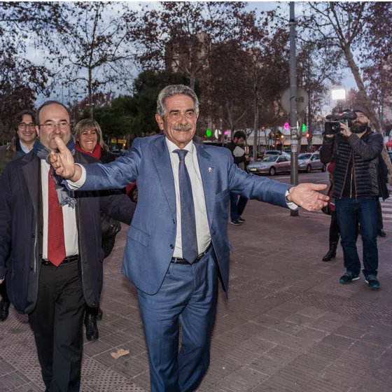 Carrusel sábado |  Miguel Ángel Revilla señala el objetivo del Racing después del ascenso: "Me apetece ver a Lamine Yamal y al Barça para ganarles"