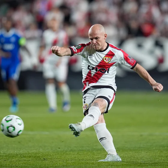 Entrevista | Isi Palazón: "Daría todo por llevar al Rayo a la final, ojalá el partido de vuelta fuera mañana"