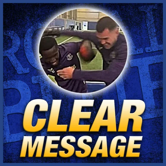Gueye and Keane share perfect response after on-field spat!